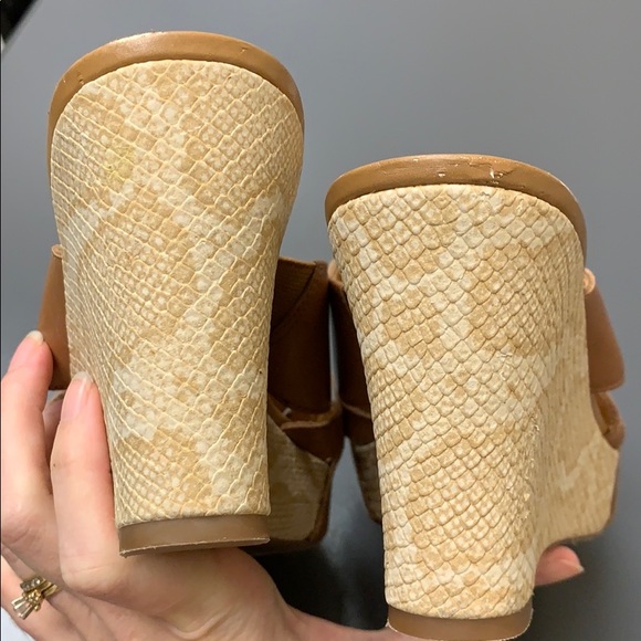 Franco Sarto Carlitos Wedges - Picture 6 of 8